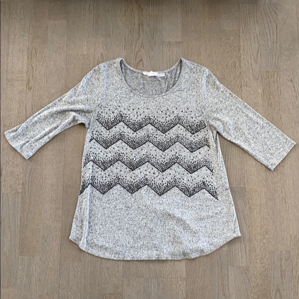3/$30 half sleeve soft knit top.